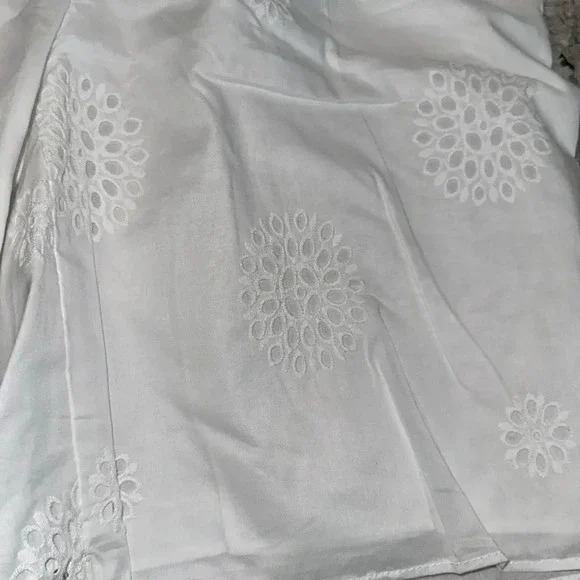 ZARA | White | EMBROIDERED LONG SHORTS - Picture 11 of 11